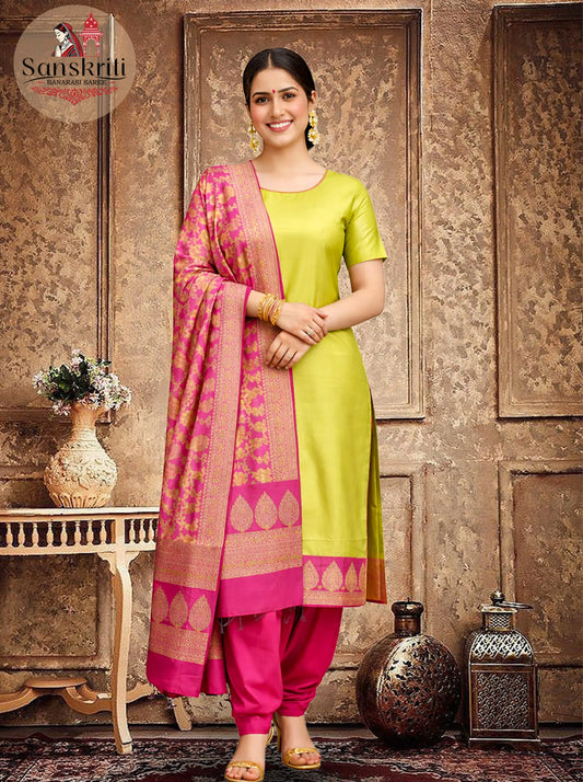 Tapeta Silk Suit with Jamdani Weaving – Elegant Traditional Wear (2.5 Meters)