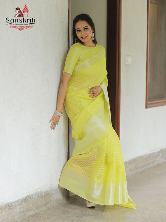 Kanchipuram (Kanjivaram) Silk Saree with Silver Zari Work – Elegant Traditional Wear (6.25 Meters)