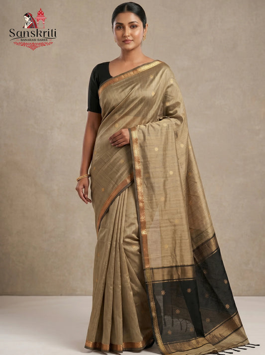 Maheshwari silk cotton saree, a traditional handloom weave originating from the town of Maheshwar in Madhya Pradesh
