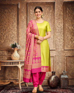 ✨ Tapeta Meena Silk Suit – Royal Elegance for Festive Wear